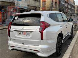 ميتسوبيشي باجيرو سبورت